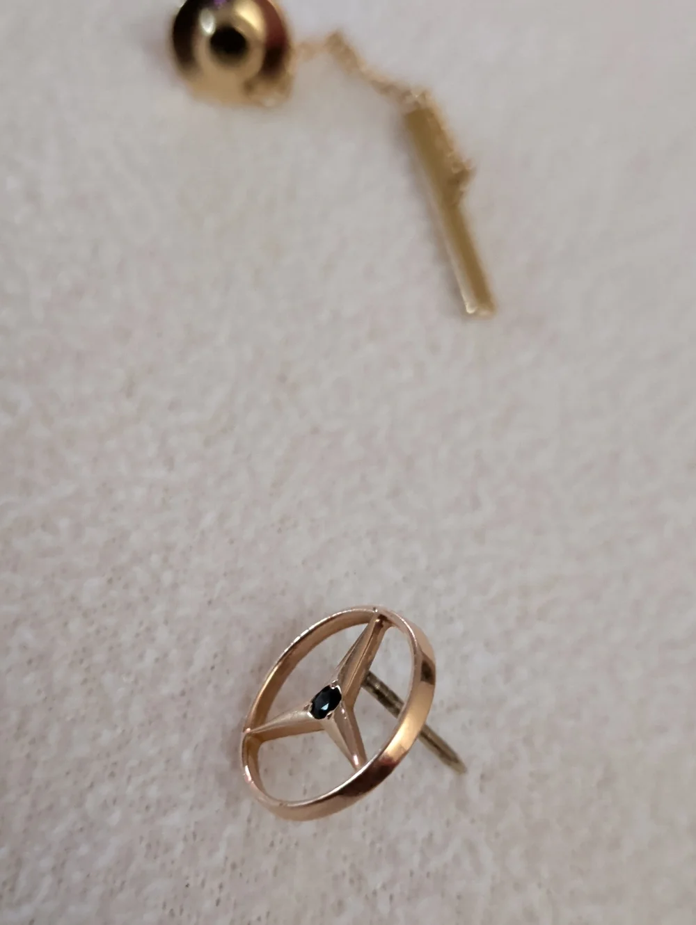 14k Mercedes Benz Gold-Tone Circular Propeller Tie Tack